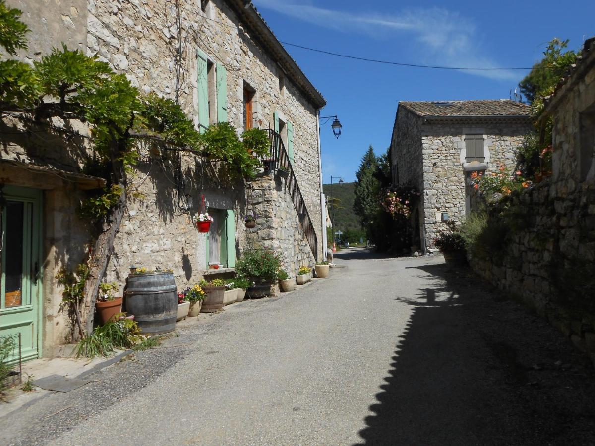 La Dame Blanche Bed & Breakfast Saint-Maurice-d'Ibie Luaran gambar
